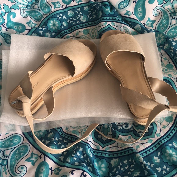 Marc Fisher sandals - Picture 1 of 6